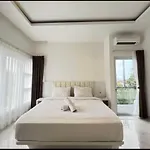Stunning 3 Bedrooms Siligita Villa
