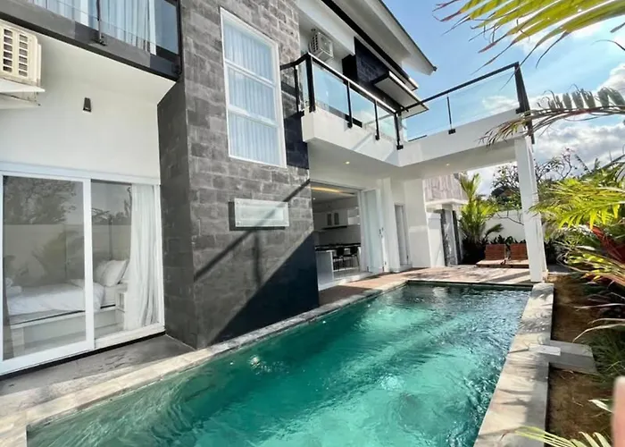 Stunning 3 Bedrooms Siligita Villa