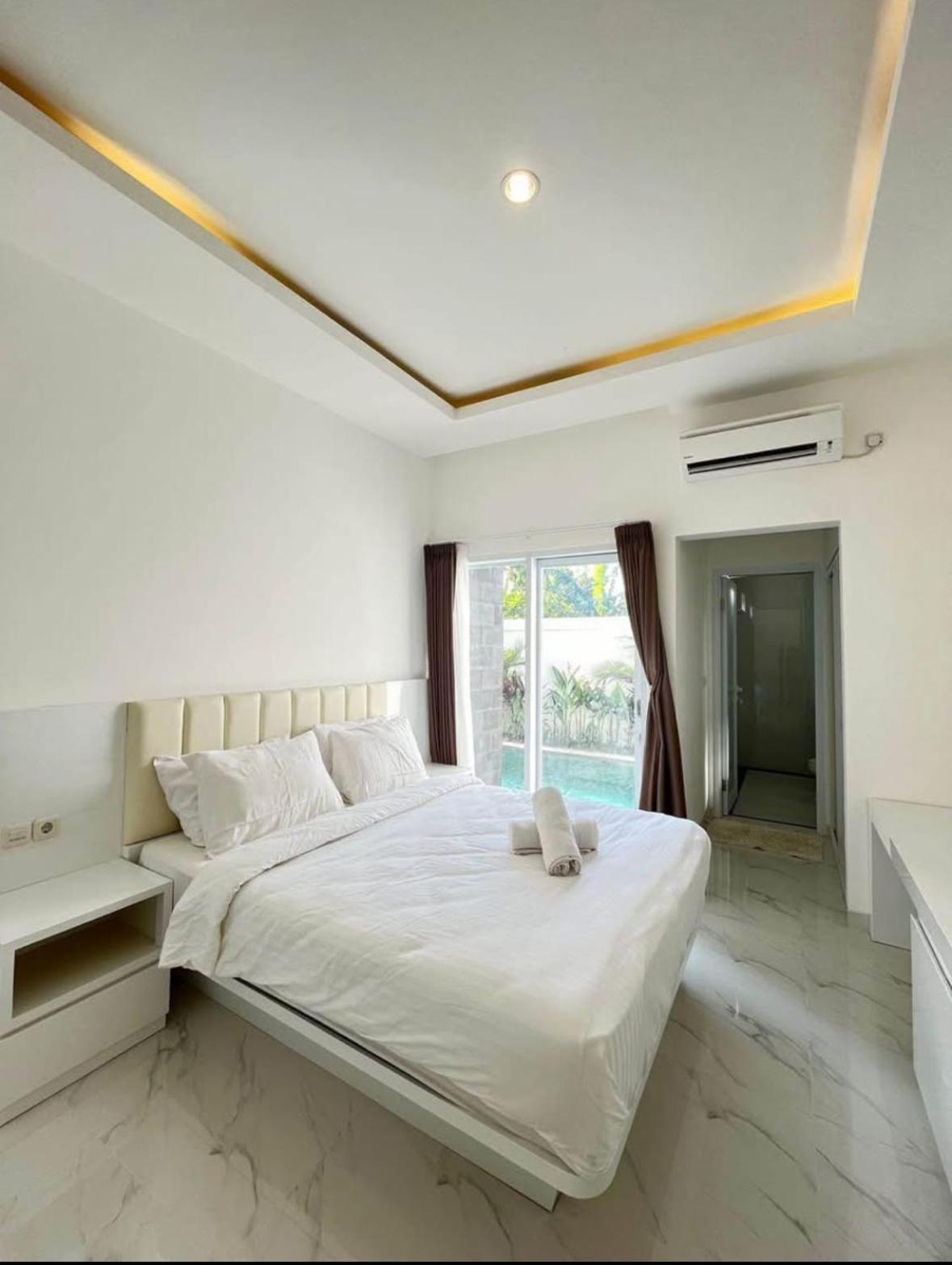 Stunning 3 Bedrooms Siligita Villa